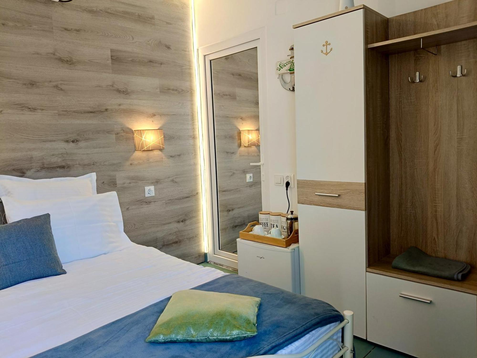 Casa Babica Guesthouse コスティネシュティ エクステリア 写真
